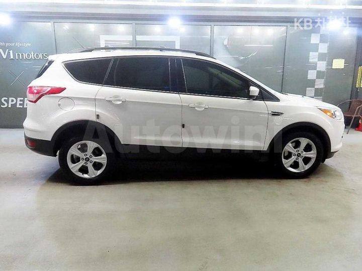 Ford Escape 2014 — 3
