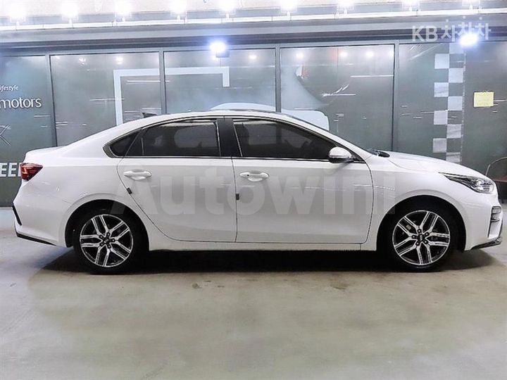 Kia K3 2019 — 3