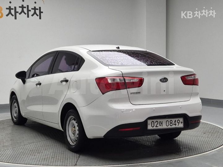 Kia Pride 2013 — 2
