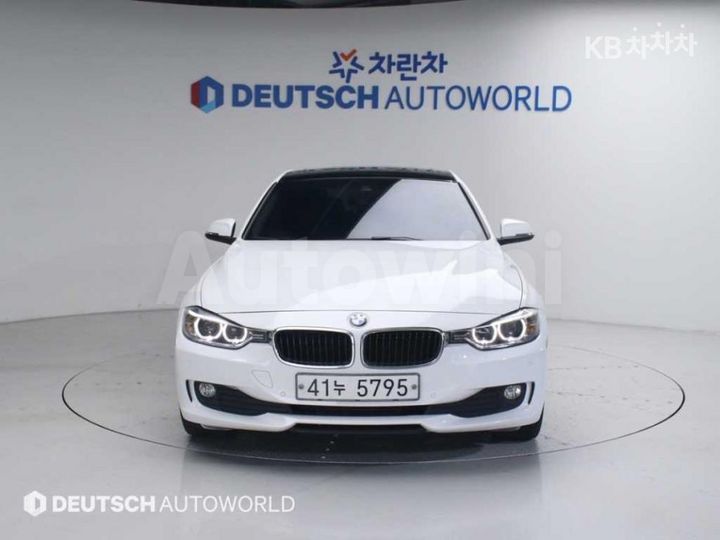 BMW 3 Series 2015 — 3
