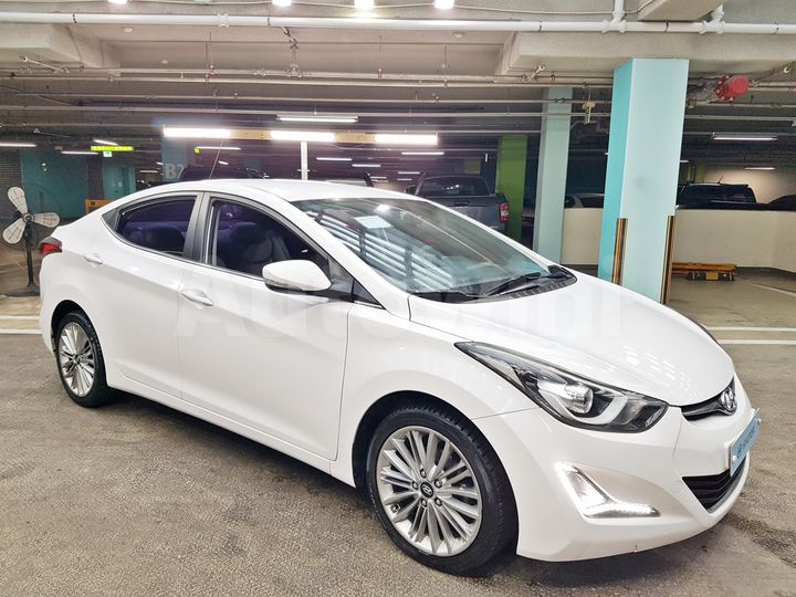 Hyundai Avante 2014 — 4
