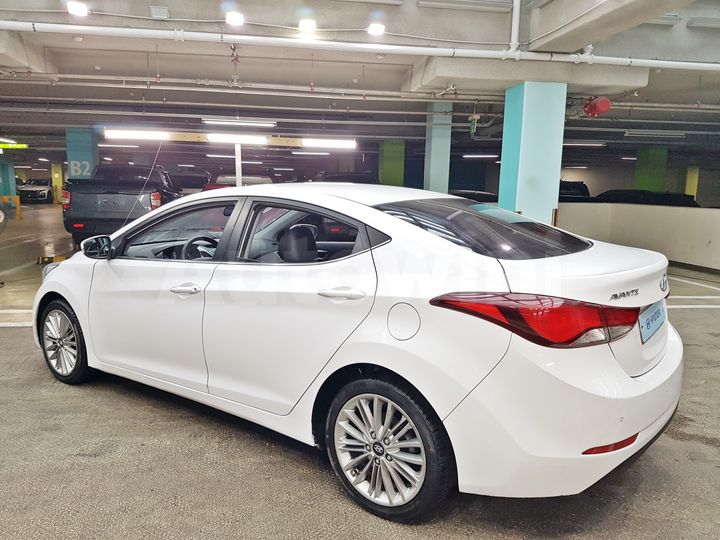 Hyundai Avante 2014 — 5