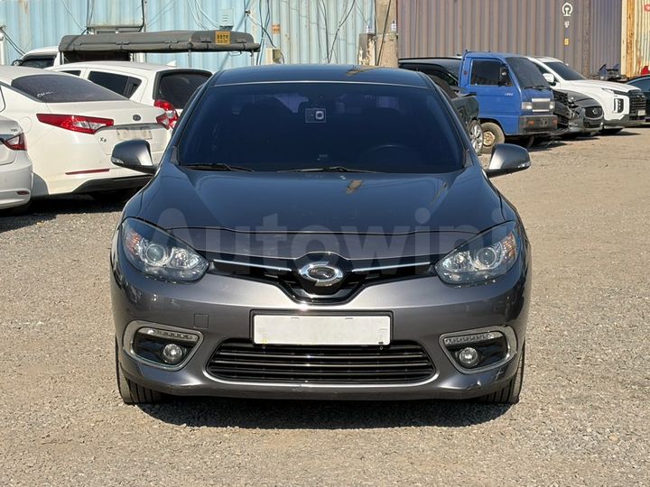 Renault SM3
