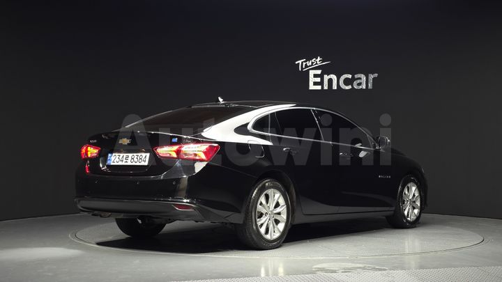 Chevrolet Malibu 2020 — 2