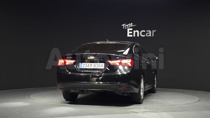 Chevrolet Malibu 2020 — 4