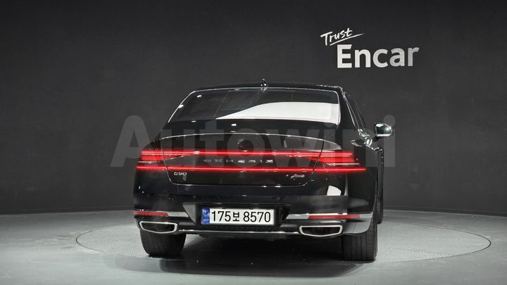 Genesis G90 2023 — 4