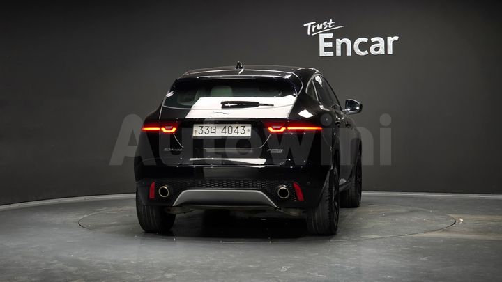 Jaguar E PACE 2018 — 4