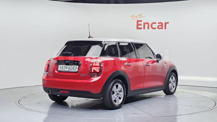 Mini Cooper 2020 — 2