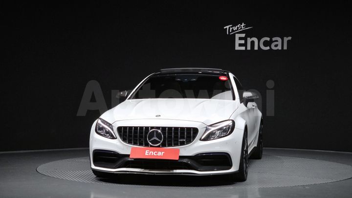 Mercedes Benz C Class 2018 — 3