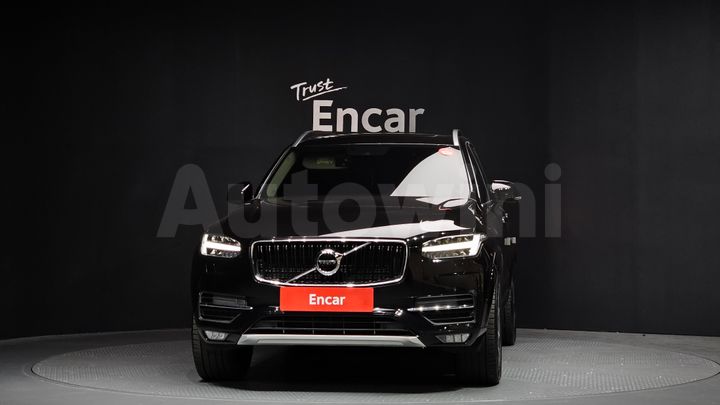 Volvo XC90 2018 — 3