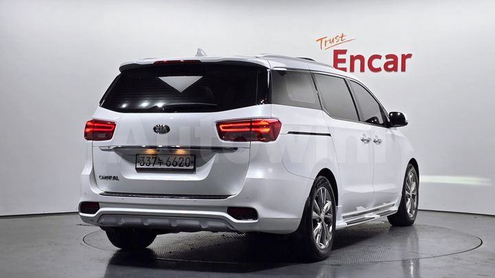 Kia Carnival 2020 — 2