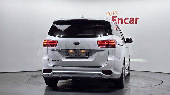 Kia Carnival 2020 — 4