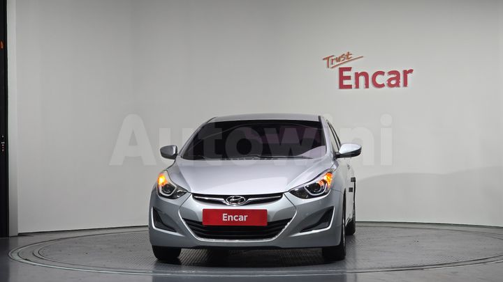 Hyundai Avante 2015 — 3