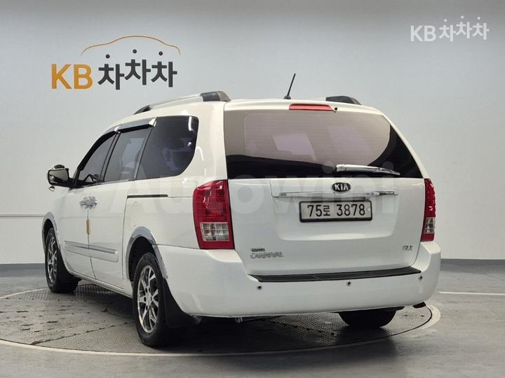 Kia Carnival 2014 — 2