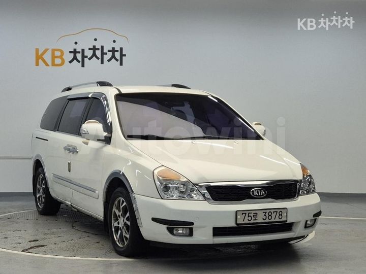 Kia Carnival 2014 — 4