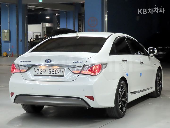 Hyundai Sonata 2014 KMHEB415BEA086852 — 4