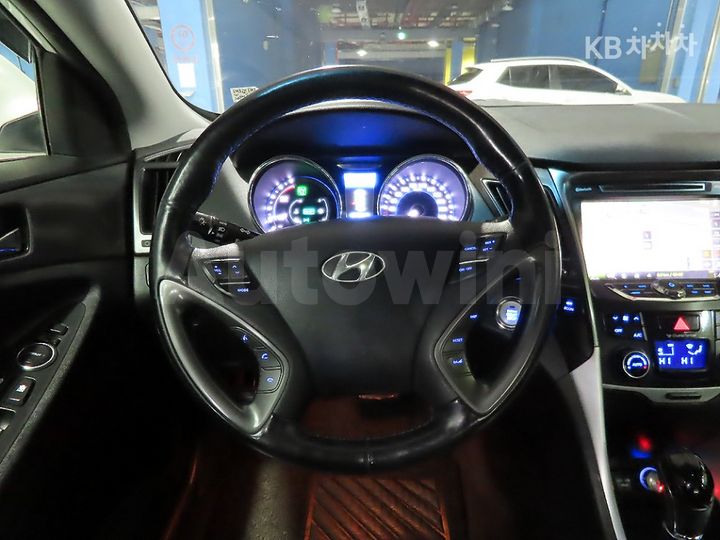 Hyundai Sonata 2014 KMHEB415BEA086852 — 5
