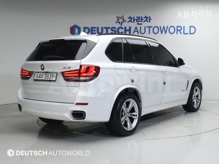 BMW X5 2018 — 2