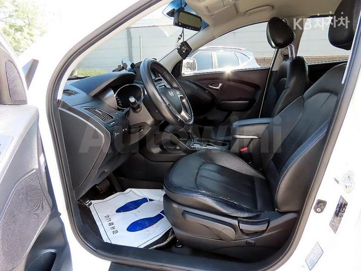 Hyundai Tucson 2012 — 5