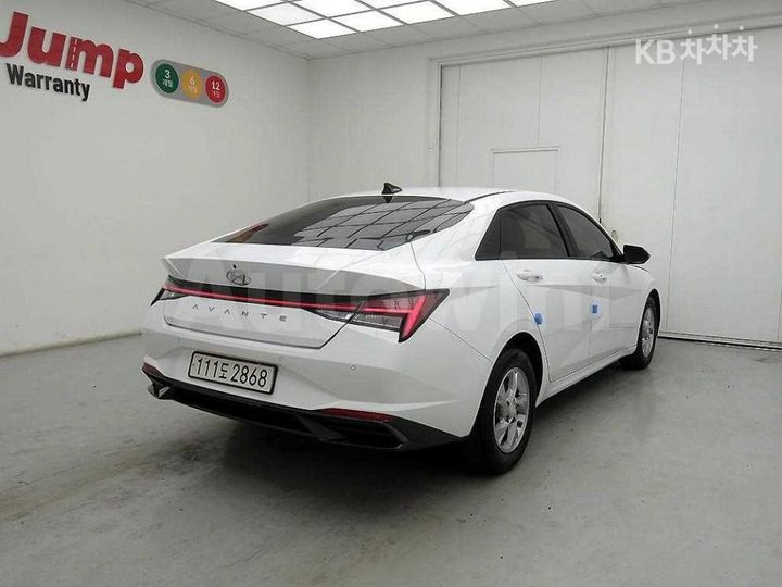 Hyundai Avante 2021 — 4