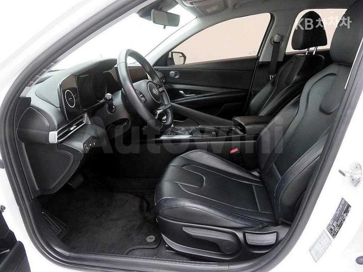 Hyundai Avante 2021 — 5
