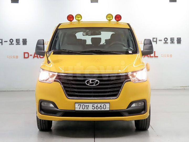 Hyundai Starex 2021 — 2
