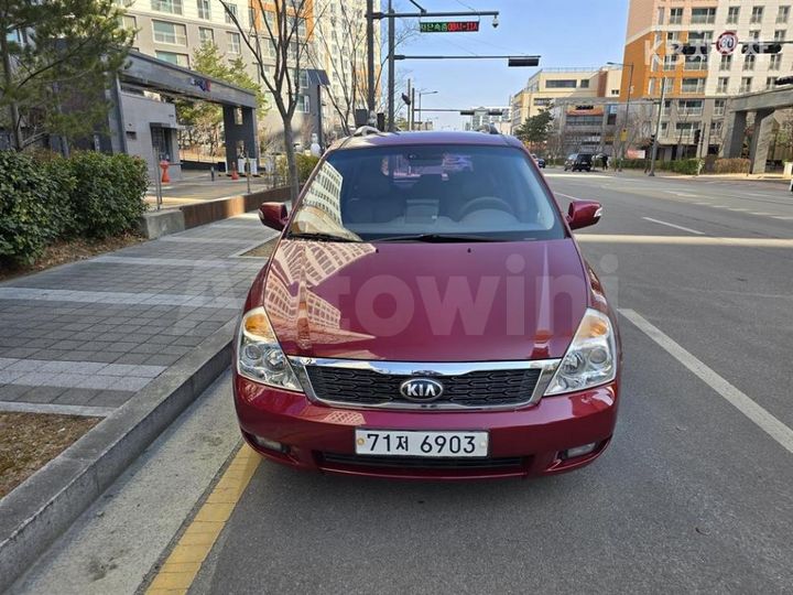 Kia Carnival 2014 — 2