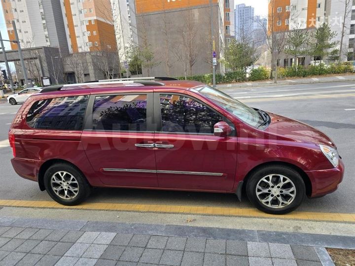 Kia Carnival 2014 — 4