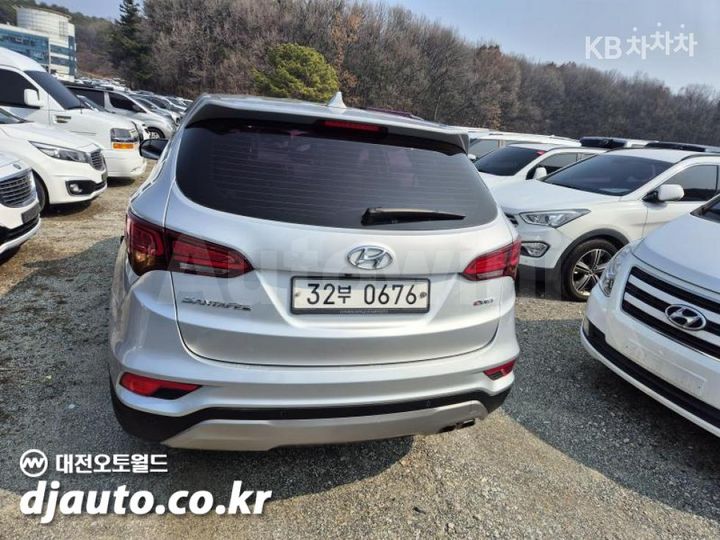 Hyundai SantaFe 2016 — 4
