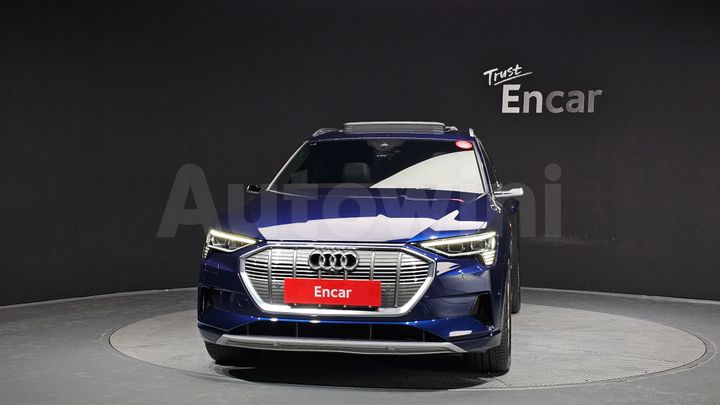 Audi e-tron 2022 — 4