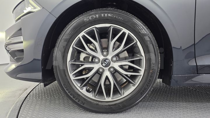 Kia K5 2021 — 5