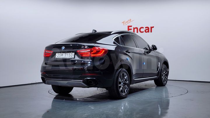 BMW X6 2015 — 2