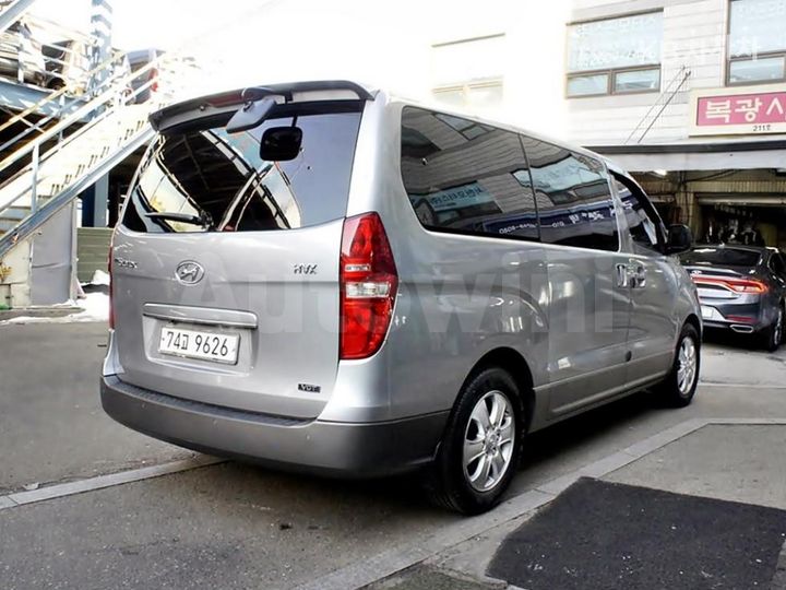 Hyundai Starex 2012 — 4