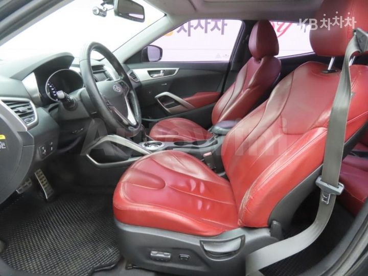Hyundai Veloster 2012 — 5