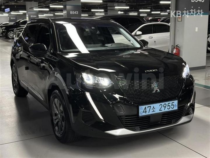 Peugeot 2008 2021 — 2