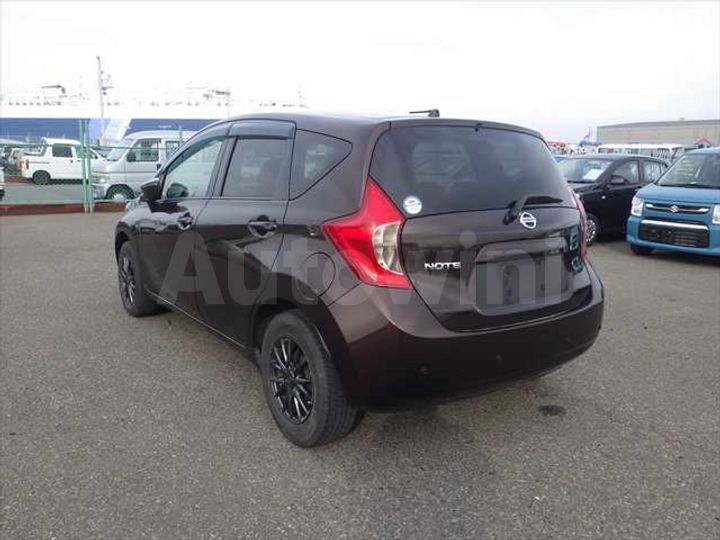 Nissan Note 2015 — 4