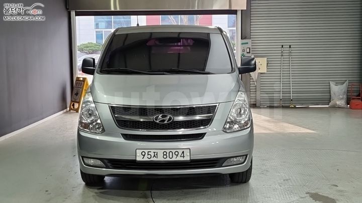 Hyundai Starex 2011 — 3