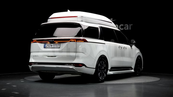 Kia Carnival 2022 — 2