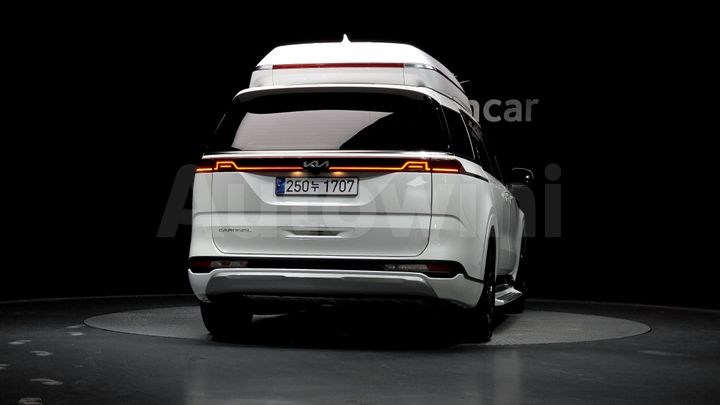 Kia Carnival 2022 — 4