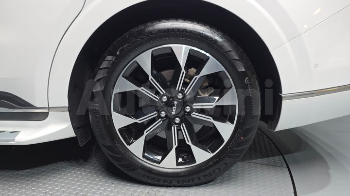 Kia Carnival 2022 — 5
