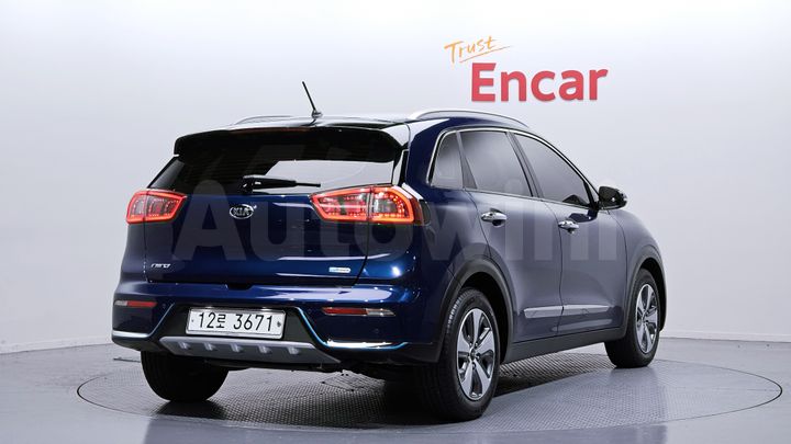 Kia Niro 2018 — 2