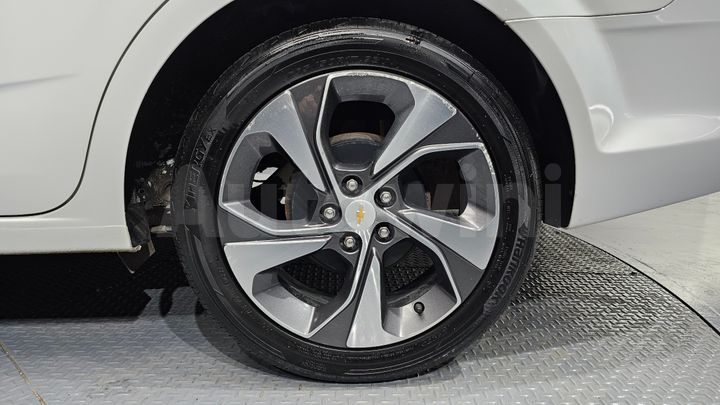 Chevrolet Aveo 2018 — 5