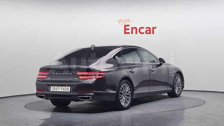 Genesis G80 2023 — 2