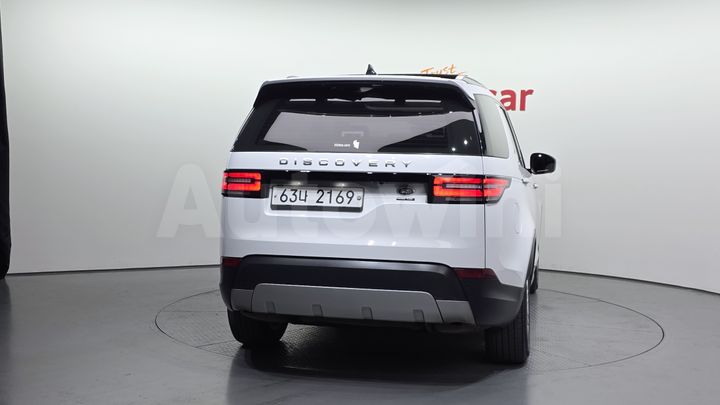 Land Rover Discovery 2018 — 4
