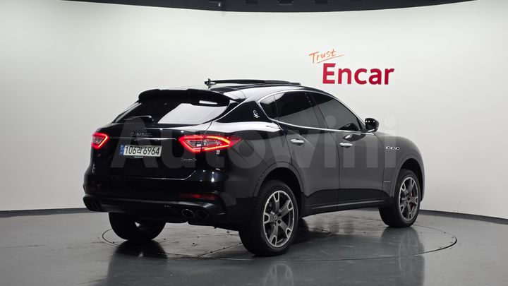 Maserati Levante 2020 — 2