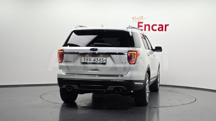 Ford Explorer 2019 — 4