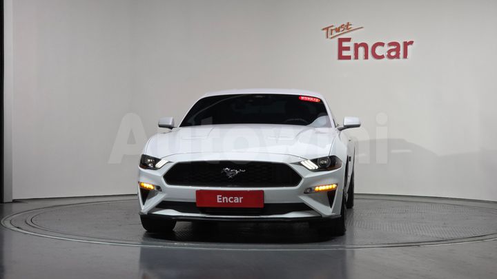 Ford Mustang 2023 — 2