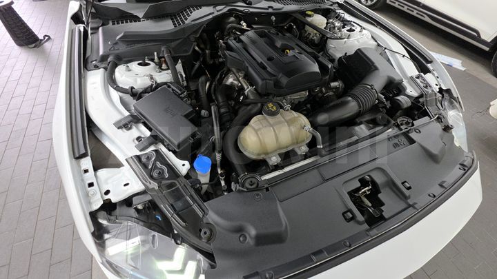 Ford Mustang 2023 — 5