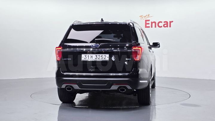 Ford Explorer 2019 — 4