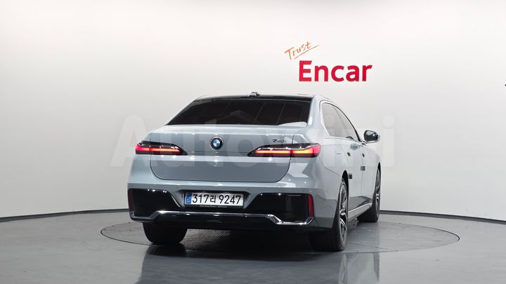 BMW 7 Series 2023 — 4
